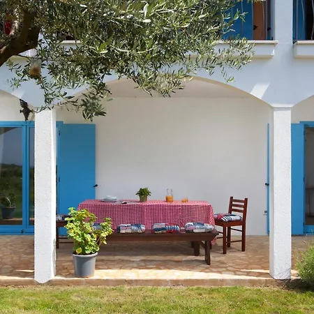 Relax In Nature Mugeba Club Βίλα
